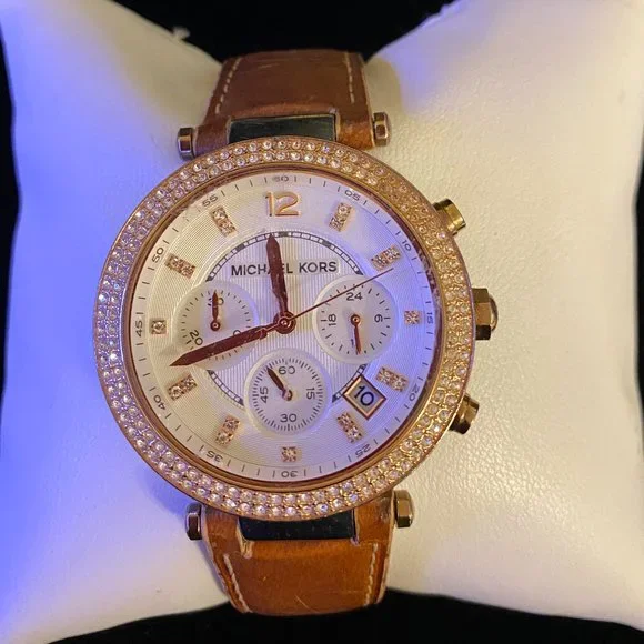 Michael Kors | Accessories | Michael Kors Parker Chronograph  display picture 3